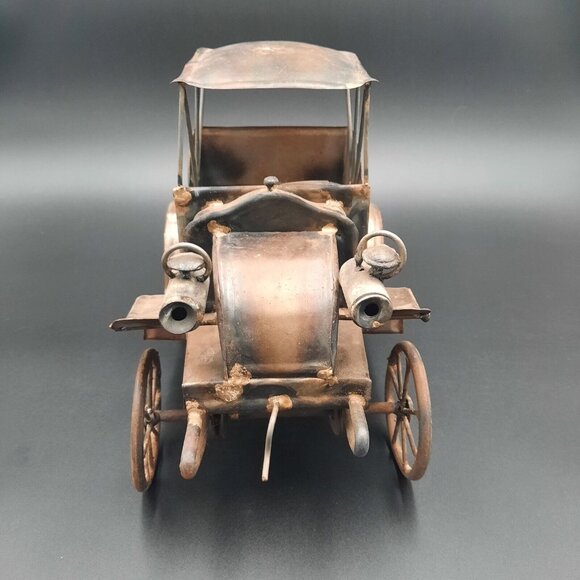 Antique-Style Metal Model‎ Car Figurine - Picture 5 of 9